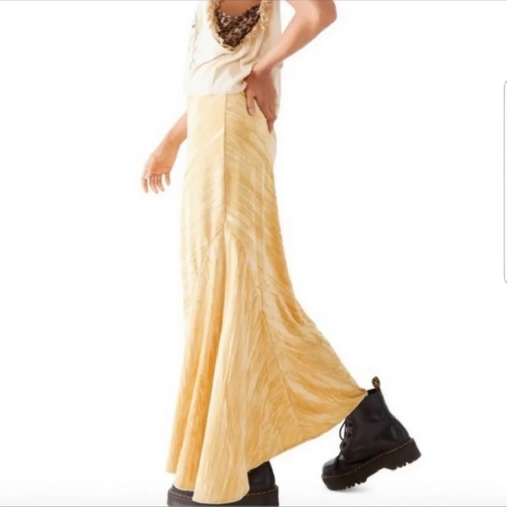 Free People hey there noa slip skirt high rise velvet maxi gold x small